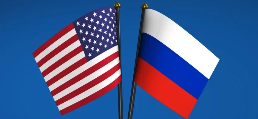 Medvedev Threatens Trump: “Russia Still Has Nuclear Weapons”